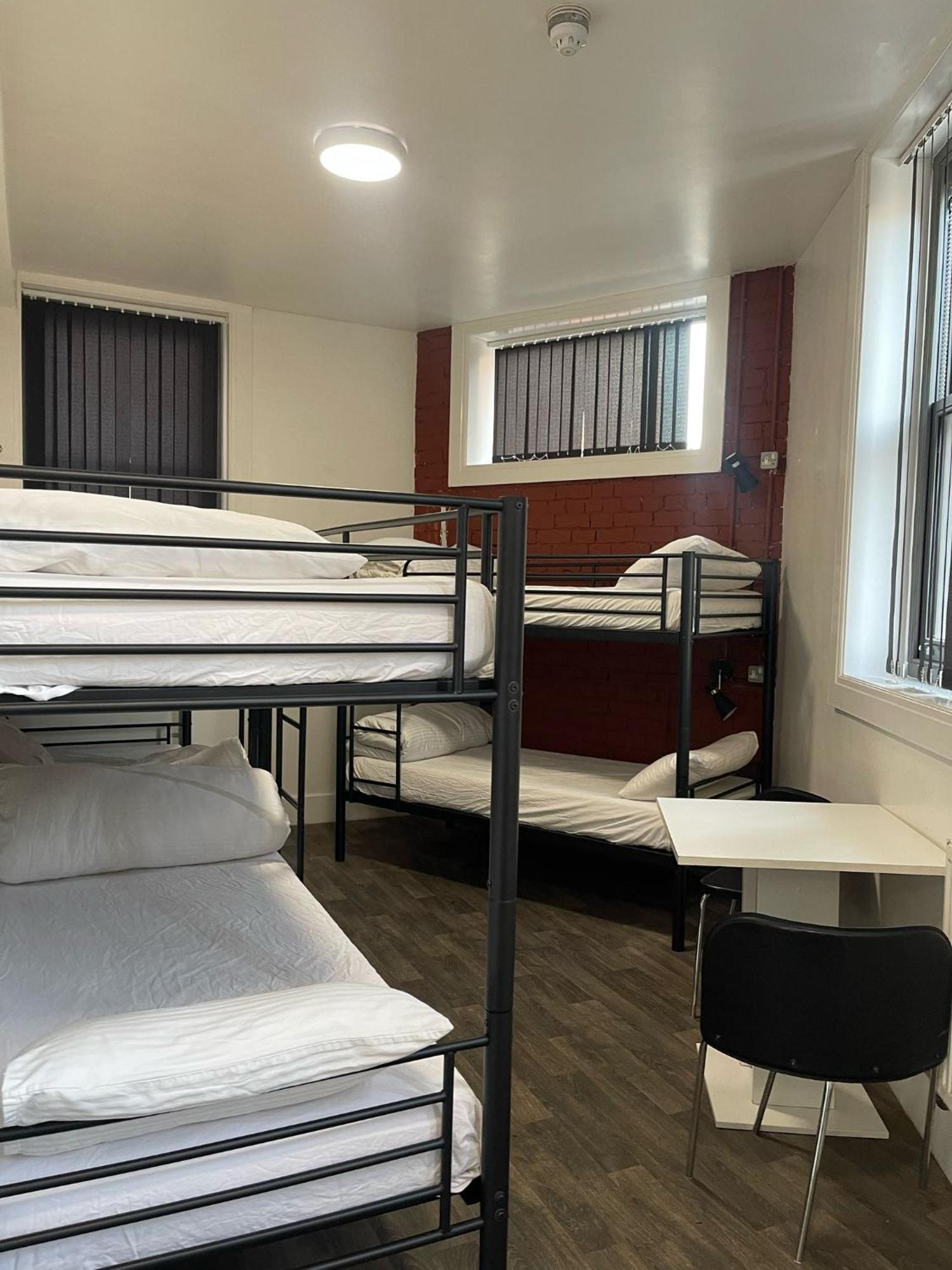 Rahman Hostel Manchester Eksteriør bilde