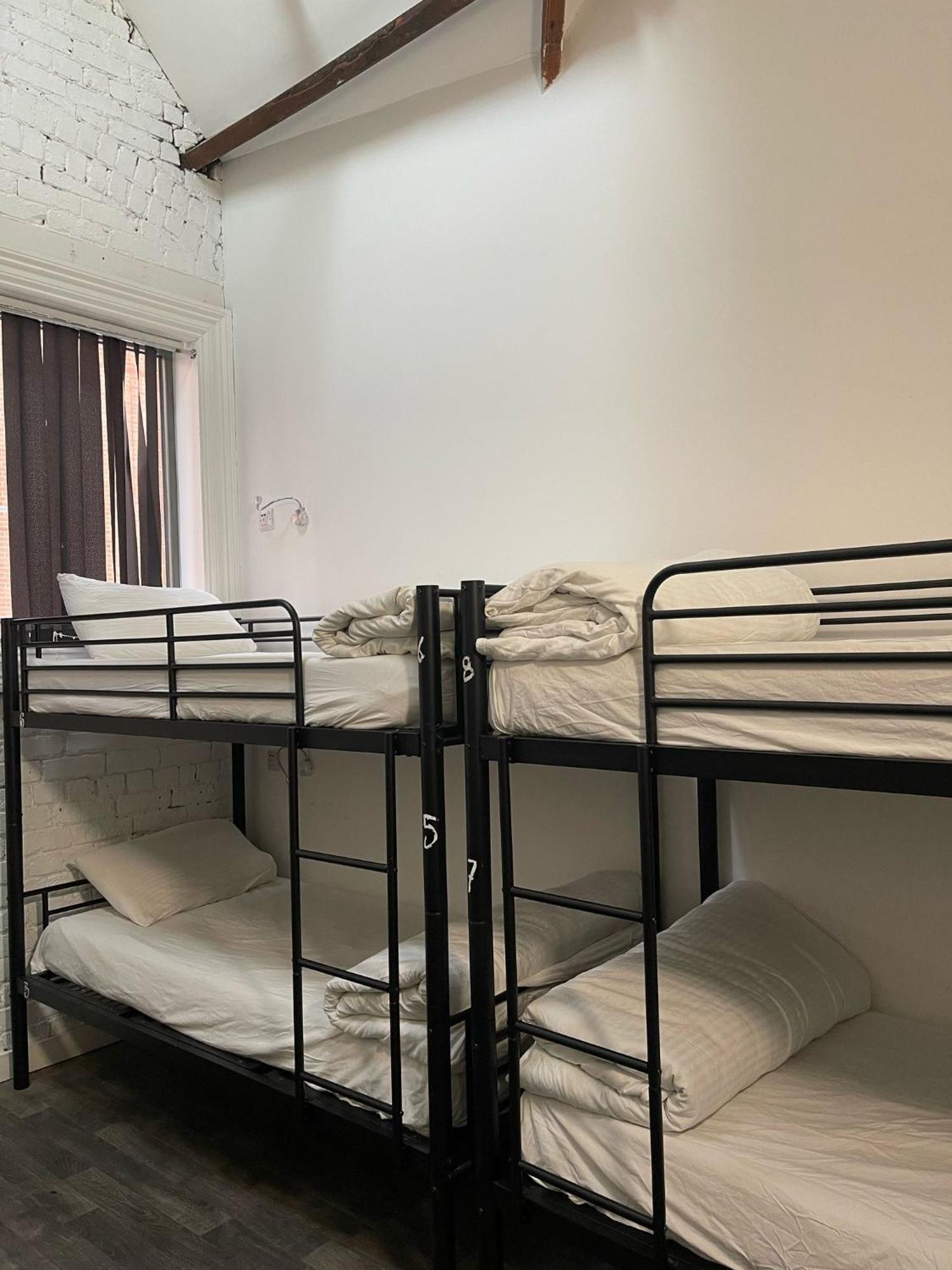 Rahman Hostel Manchester Eksteriør bilde